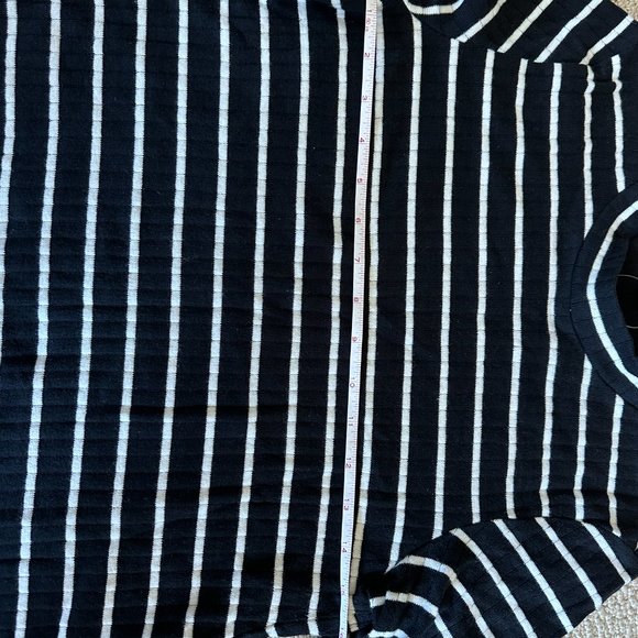 UNIQLO Black and White Stripe Mini Dress- Brand new - Picture 3 of 6